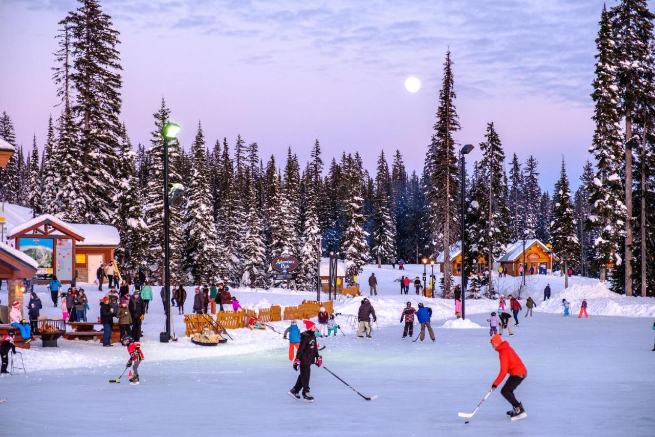 White Crystal Inn Big White Ski Resort ภายนอก รูปภาพ